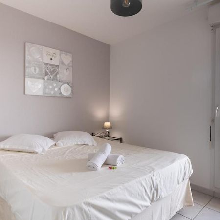 Appt De Charme Avec Grand Balcon Proche Avignon Wifi Gratuit Appartement Monteux Buitenkant foto