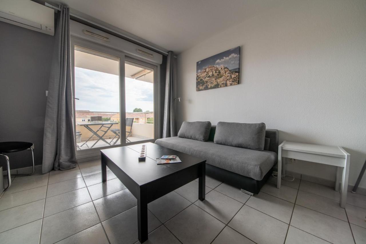 Appt De Charme Avec Grand Balcon Proche Avignon Wifi Gratuit Appartement Monteux Buitenkant foto